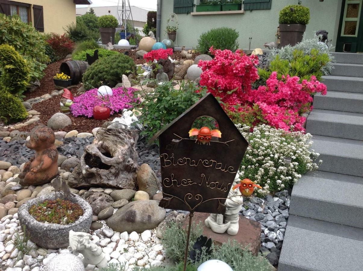 Le Nid Fleuri De Cravanche Exteriör bild